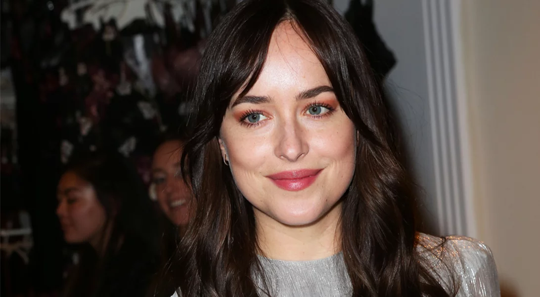 Dakota Johnson | Ο τελευταίος της ρόλος της οδήγησε στο ντιβάνι του ψυχολόγου!
