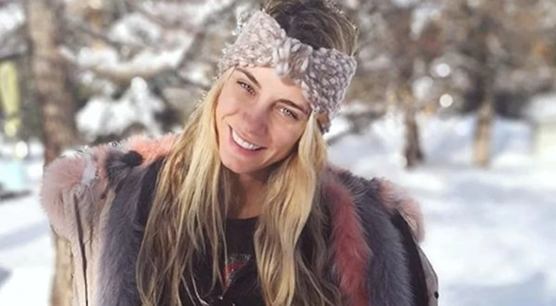 Δούκισσα Νομικού | Η τρυφερή αγκαλιά και το φιλί στον Δημήτρη Θεοδωρίδη