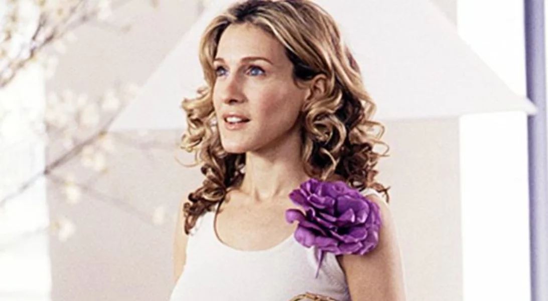 Η Vivienne Westwood γιορτάζει τη 10η επέτειο του θρυλικού νυφικού από το Sex and the City
