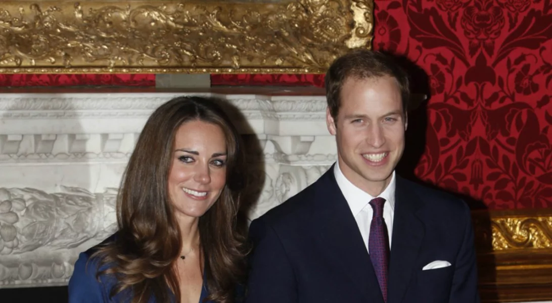 Kate Middleton | Το iconic φόρεμα αρραβώνων της είναι ξανά προς πώληση και κοστίζει περίπου €100 (!)