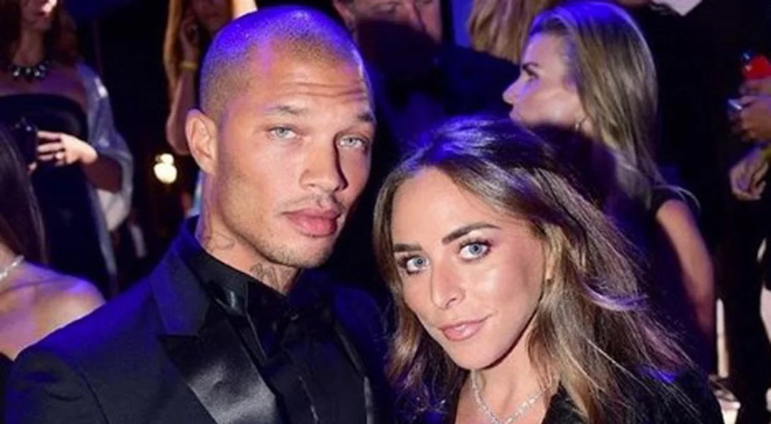 Chloe Green | Η διάσημη κληρονόμος του Topshop περιμένει το πρώτο της παιδί