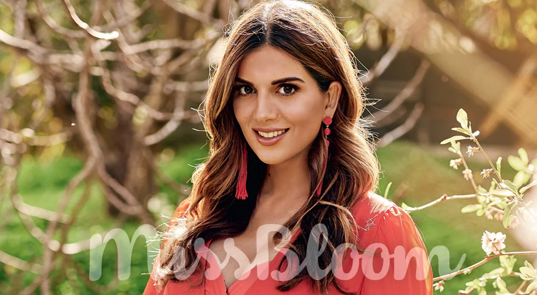 Σταματίνα Τσιμτσιλή | Φωτογραφίζεται με φουσκωμένη κοιλίτσα