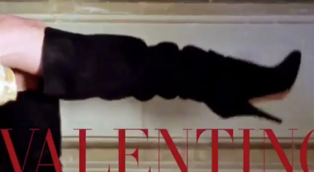 Είναι γεγονός! Ο οίκος Valentino συνεργάζεται με την L’Oréal για μία beauty συλλογή από καλλυντικά και αρώματα!