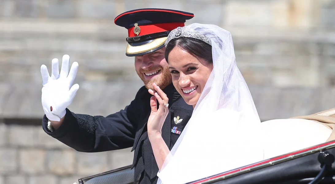 #RoyalWedding | Πως σχολίασαν οι celebrities τον βασιλικό γάμο στο Twitter;