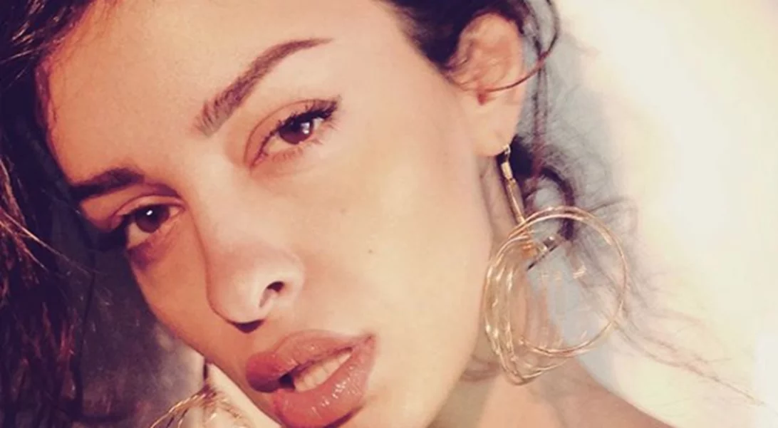 Ελένη Φουρέιρα | Ποζάρει με μικροσκοπικό μπικίνι και ζηλεύουμε τις αναλογίες της!