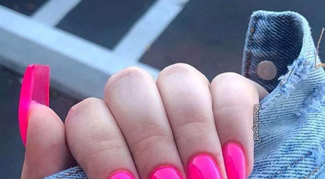 Jelly Nails: Θυμάσαι την μεγαλύτερη τάση των '90s; Μόλις επέστρεψε στα νύχια!