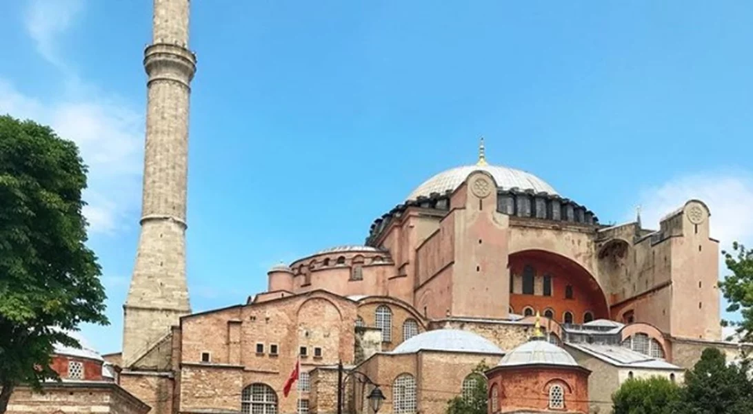 Ευρυδίκη Βαλαβάνη - Κωνσταντίνος Βασάλος | Ρομαντική απόδραση στην Κωνσταντινούπολη