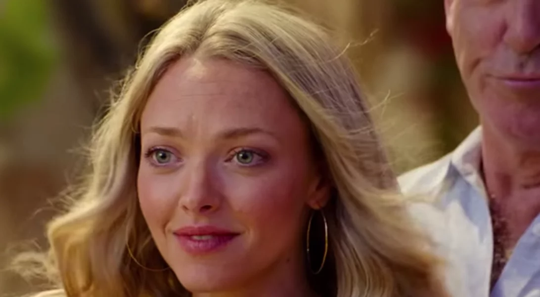 Γιατί αφότου είδαμε το Mamma Mia 2 ανυπομονούμε να πάμε στη θάλασσα (Hint: Τα μαλλιά των ηθοποιών φταίνε)