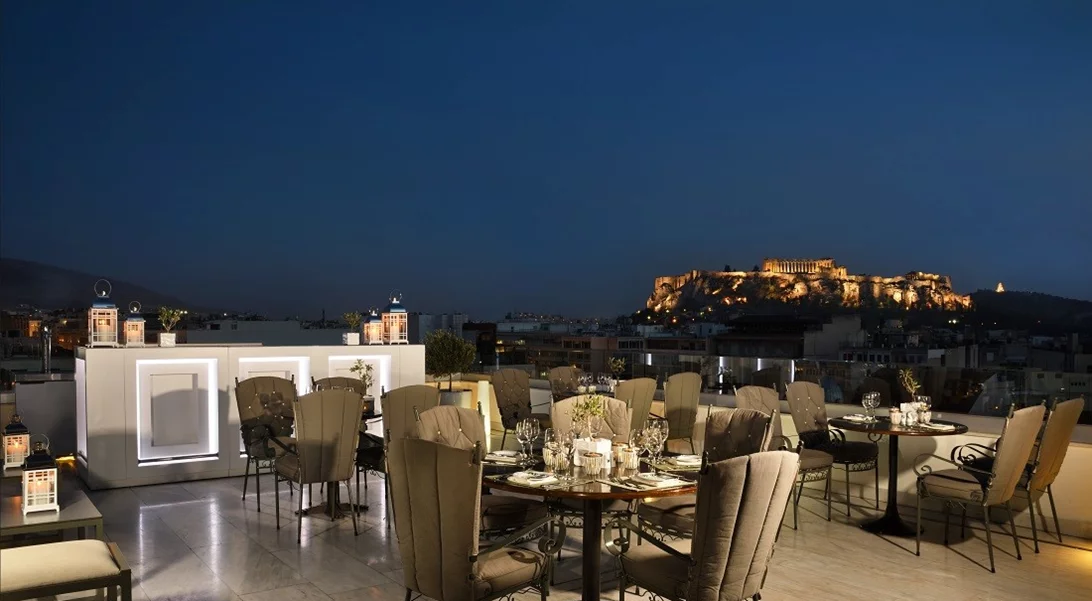 Θες εστιατόριο με θέα; Η πιο όμορφη ταράτσα της πόλης στο Olive Garden έχει νέο καλοκαιρινό μενού