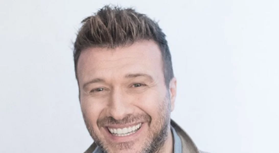 Γιάννης Πλούταρχος | Είναι γεγονός! Απέκτησε λογαριασμό στο instagram!