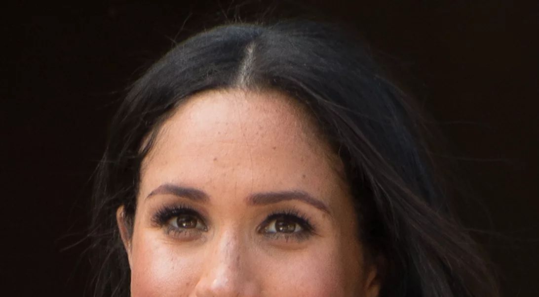 Πώς να κάνεις τις ψεύτικες βλεφαρίδες να μοιάζουν με αληθινές - Αυτό κάνει και η Meghan Markle