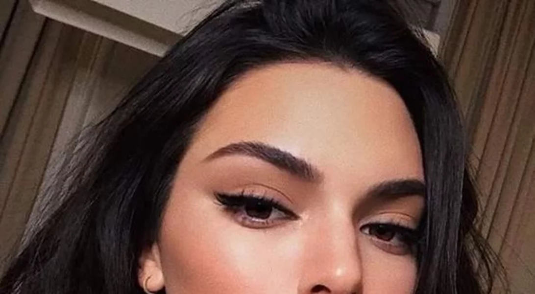 Το ΠΑΝΕΞΥΠΝΟ &amp; πρωτότυπο κόλπο για να μην δείχνουν κουρασμένα τα μάτια σου!