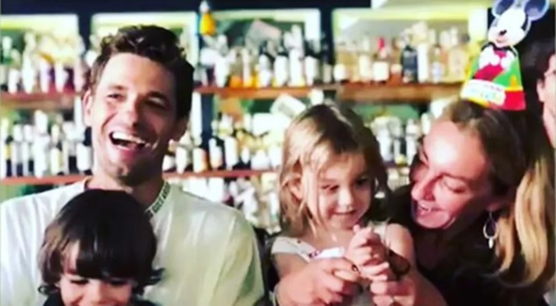 Ρούλα Ρέβη -Αποστόλης Τότσικας | Το πάρτι γενεθλίων των παιδιών τους