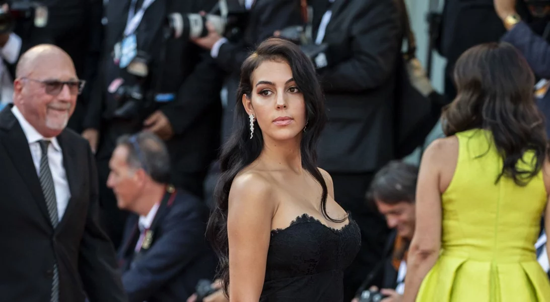 Georgina Rodriguez | Η σύντροφος του Christiano Ronaldo έγινε ξανθιά