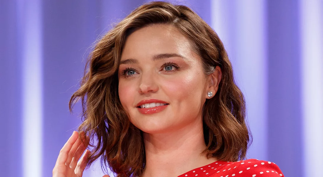 Miranda Kerr | Μπορείς να φορέσεις το jacket της με τα πάντα στη ντουλάπα σου