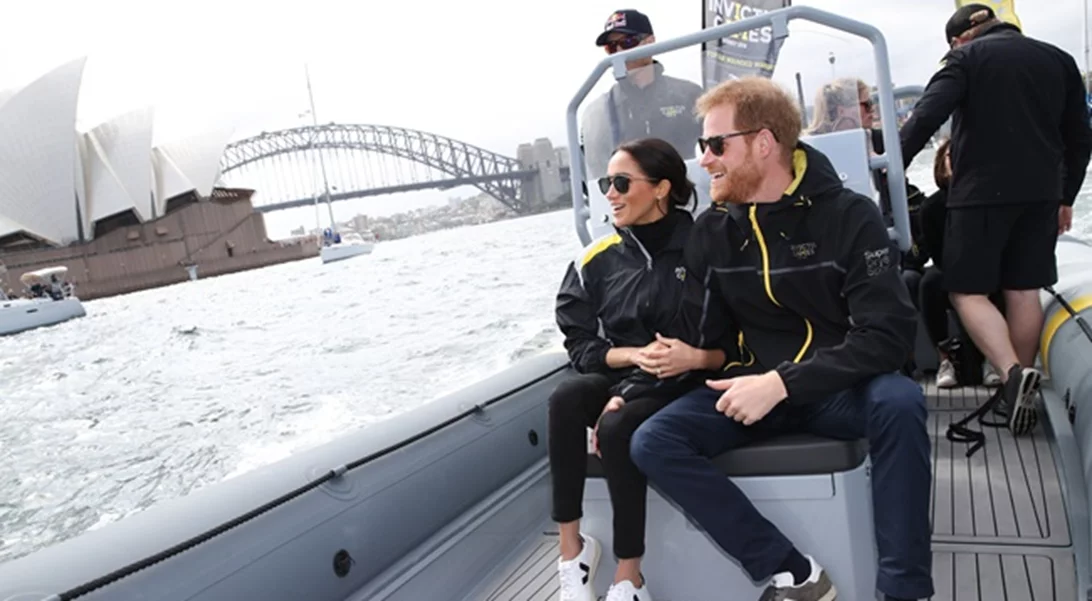 Πώς να διατηρείς καθαρά τα λευκά σου sneakers