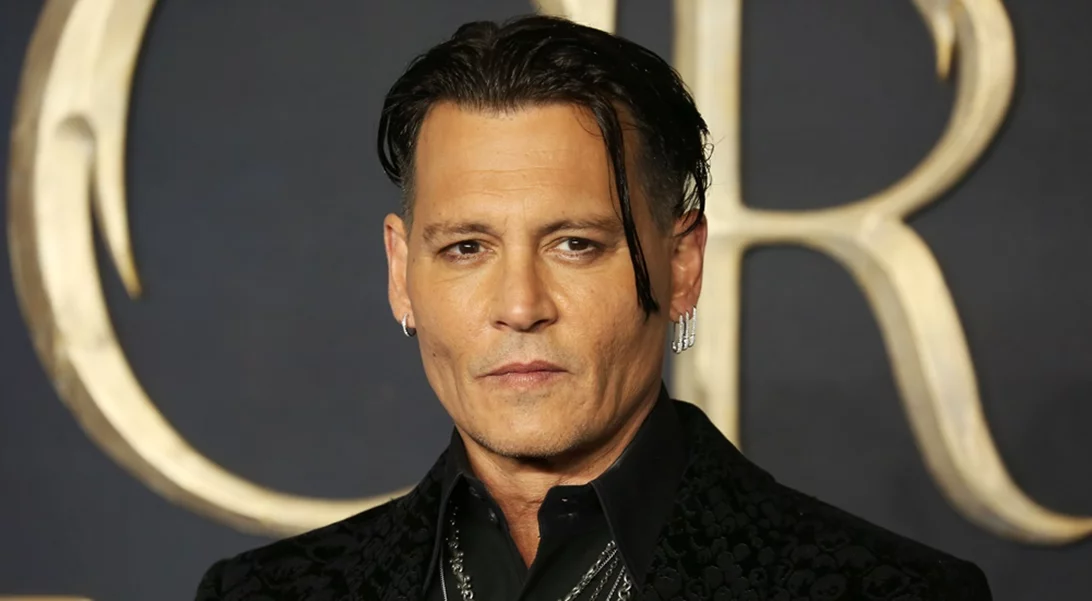 Johnny Depp κατά Sun | Τι καταθέτουν οι πρώην Vanessa Paradis και Winona Ryder