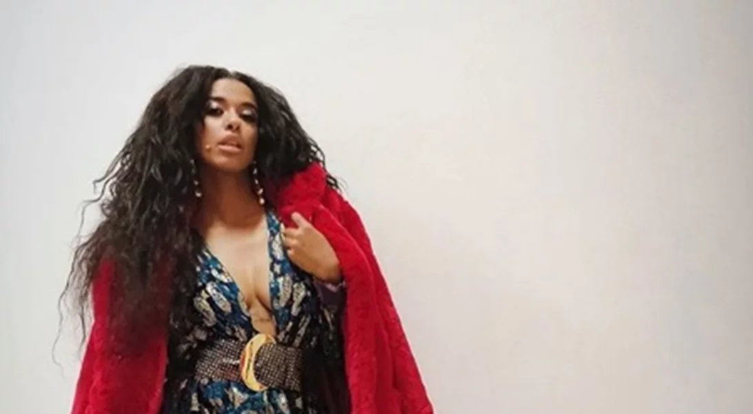 Χριστίνα Παπαδέλλη | Κι όμως, κάποτε ήταν κατάξανθη!