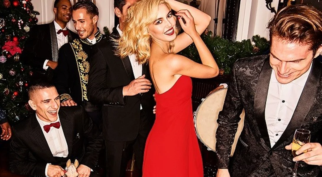 Εβελίνα Σκίτσκο | Έγινε μελαχρινή! - Δες το νέο της hairlook