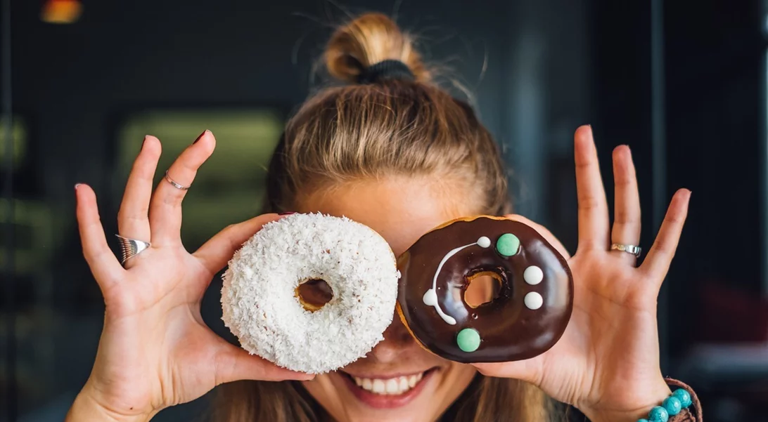 Έχεις συνέχεια έντονη επιθυμία για γλυκό; 4 τρόποι να το αντιμετωπίσεις
