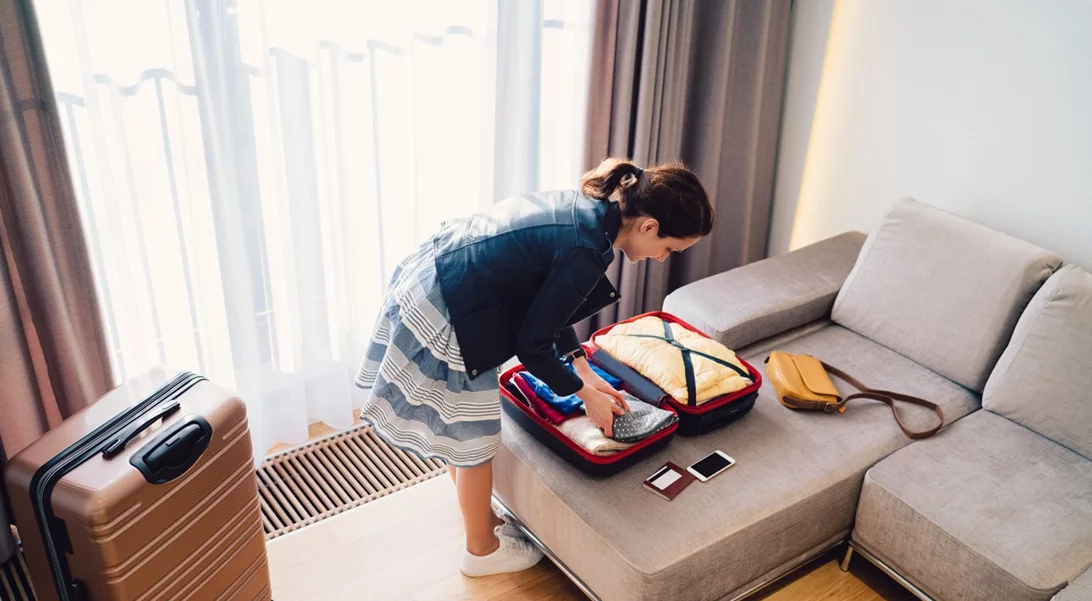 Ταξίδι στο εξωτερικό | Όλα όσα αγνοείς αλλά χρειάζεσαι να έχεις μαζί σου