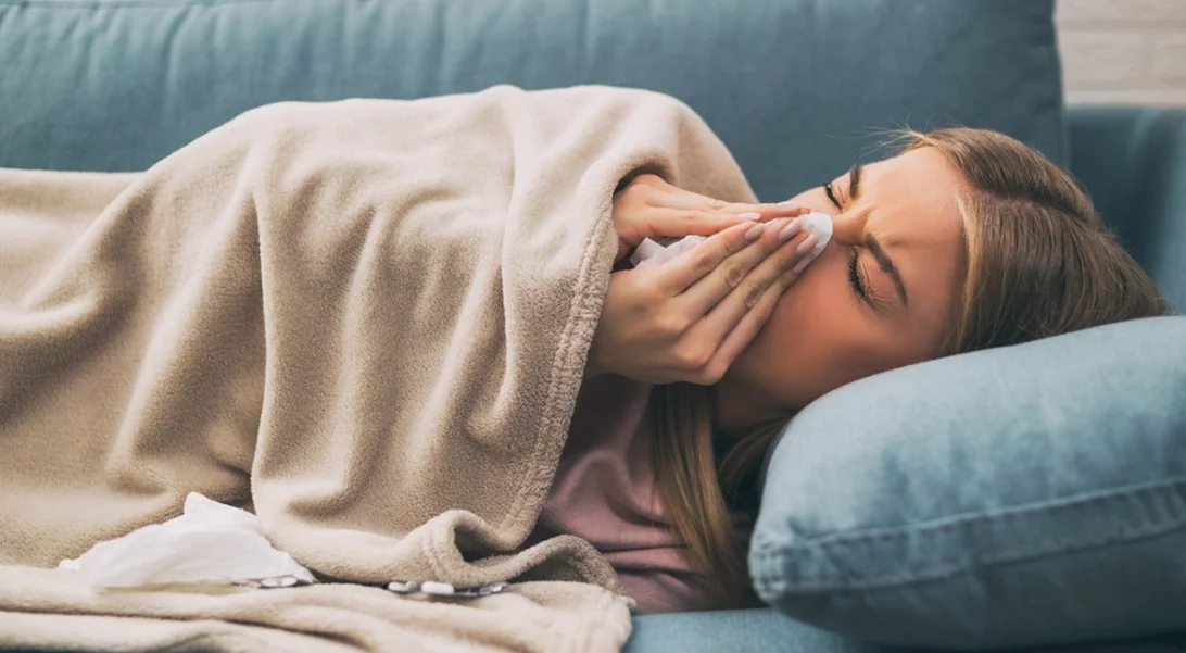 Πώς θα ενισχύσω το ανοσοποιητικό μου και δε θα αρρωσταίνω | Οι κινήσεις που θα βοηθήσουν τον οργανισμό σου