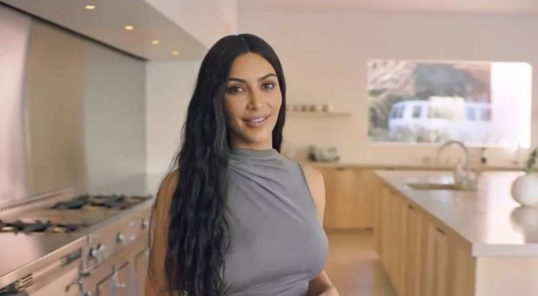 Kim Kardashian | Βλέπουμε για πρώτη φορά το σπίτι της