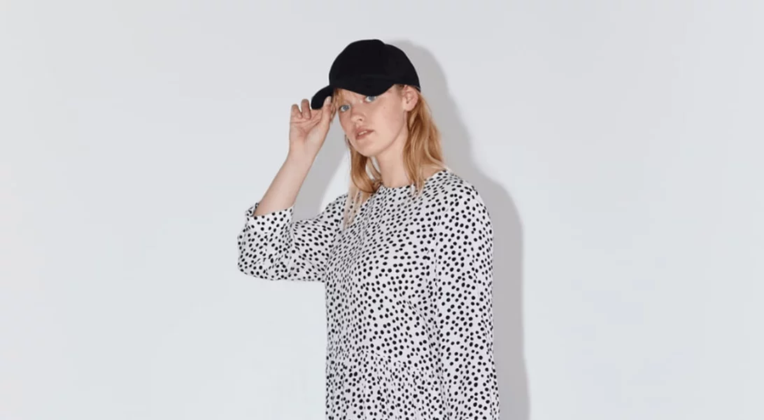 To πιο διάσημο φόρεμα του Zara διαθέτει πλέον το δικό του account στο Instagram