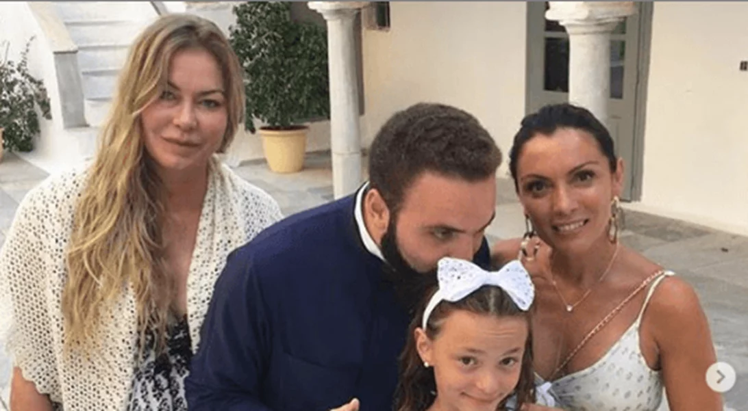 H Αλεξάνδρα Πασχαλίδου βάφτισε την 11χρονη κόρη της Μελίνα