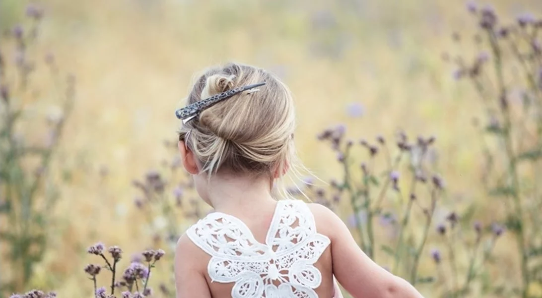 10 πράγματα που μπορούμε να κάνουμε ως γονείς για να βοηθήσουμε το παιδί μας να "ανθίσει"