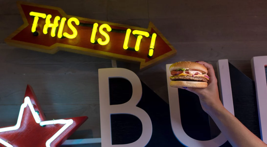 Δοκιμάσαμε | Το πιο tasty burger για vegans που υπάρχει εκεί έξω