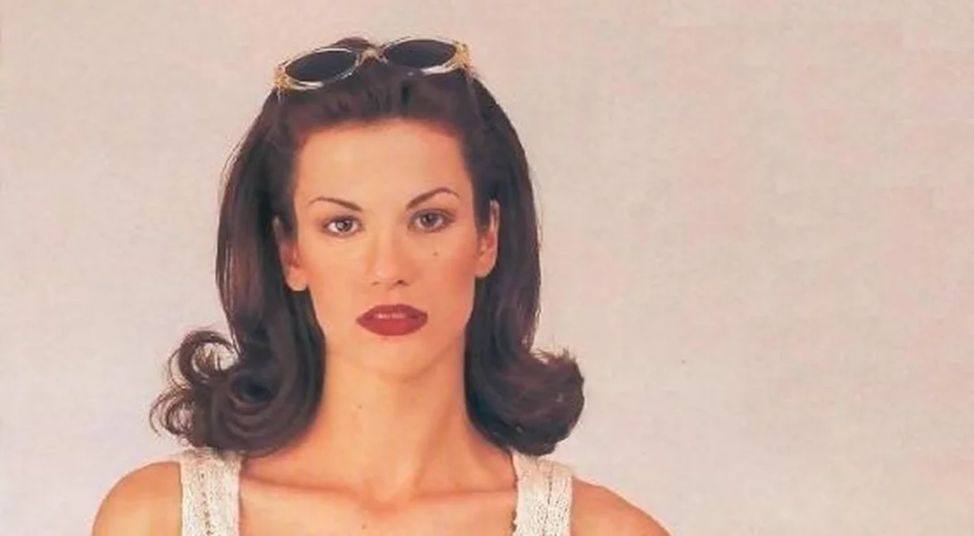 Μάνια Ντέλου | Δες πώς είναι σήμερα το μοντέλο των '90s