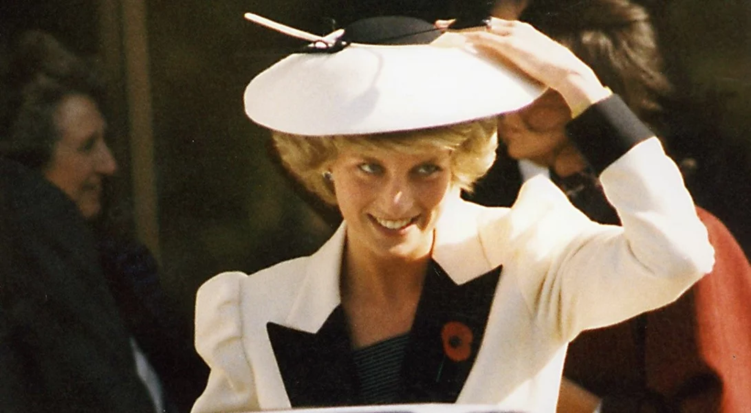 Γιατί η πριγκίπισσα Diana σταμάτησε να φοράει το αγαπημένο της μπλε eyeliner
