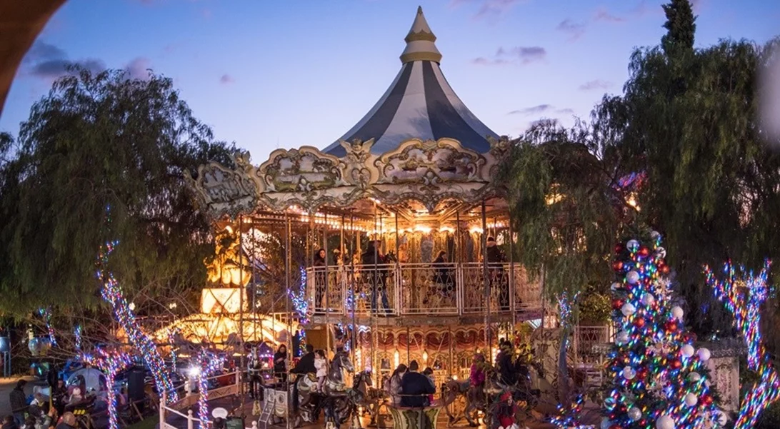 3 λόγοι που και φέτος τα Χριστούγεννα θα πάμε με τα παιδιά μας στο Kidom του Allou! Fun Park