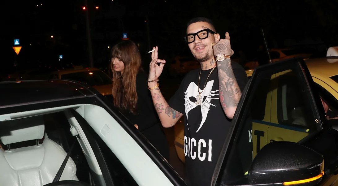 Snik | Ήξερες ότι έχει κομμωτήριο; Δες πλάνα