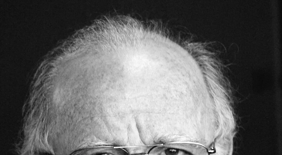 Μεταξωτά φουλάρια με έμπνευση από τη Χίο | Μία από τις τελευταίες συλλεκτικές δημιουργίες του σπουδαίου Γιάννη Τσεκλένη