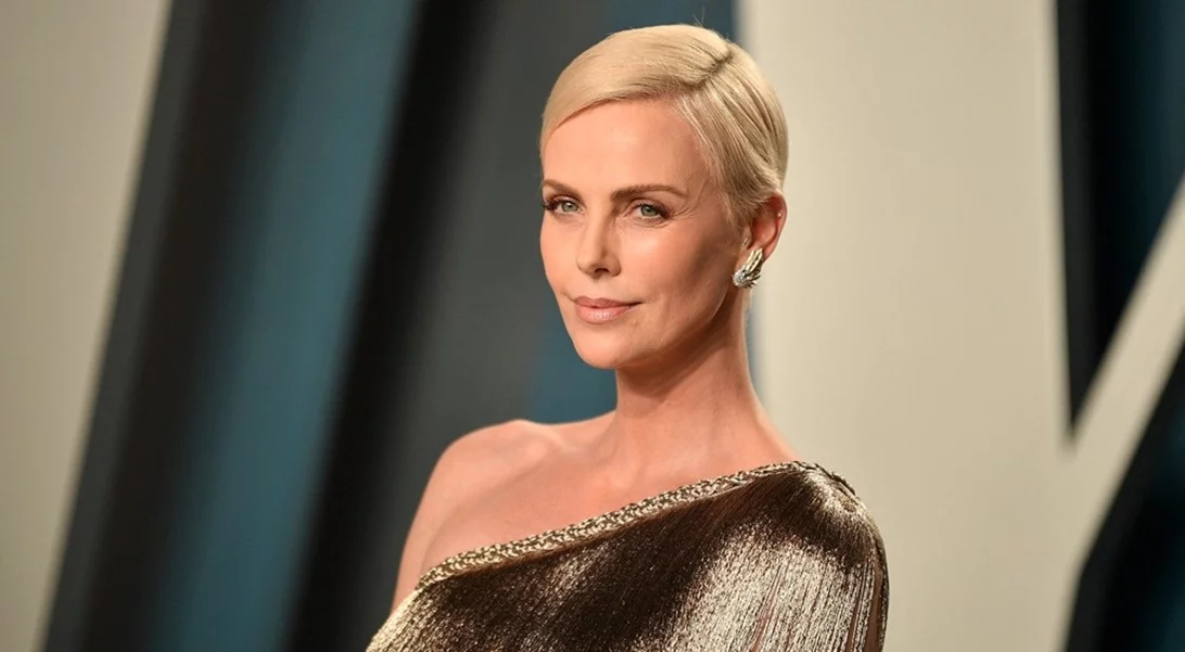 Η Charlize Theron μιλάει συγκινημένη για τις δύο κόρες της
