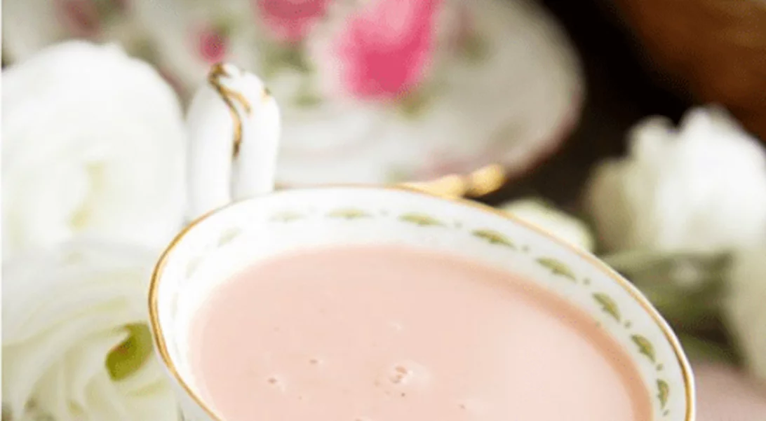 Η τέχνη του Pink Tea στο Kashmir