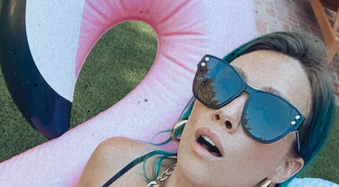 Hair Disaster! Η Hilary Duff κατέστρεψε τα μαλλιά της βάφοντάς τα στο σπίτι και αυτό είναι το αποτέλεσμα