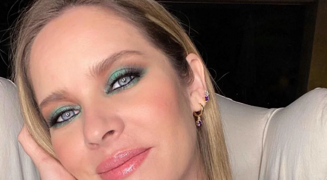 Στο κομμωτήριο για βαφή η Anita Brand | Το hair look που θα σου δώσει έμπνευση λίγο πριν μπει το καλοκαίρι