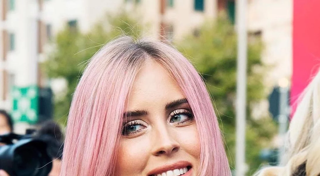 Κανείς δεν το περίμενε, αλλά αυτή είναι η μεγαλύτερη τάση στα μαλλιά αυτήν την στιγμή