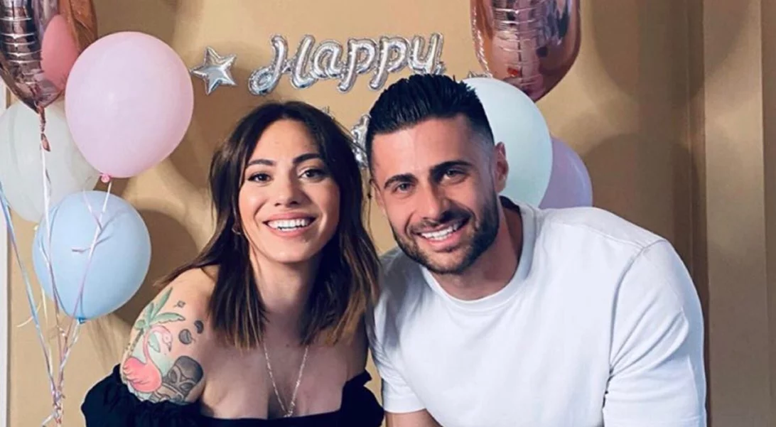 Γενέθλια Ευρυδίκης Βαλαβάνη | Οι ευχές του Κωνσταντίνου Βασάλου, το πάρτι και οι δύο τούρτες