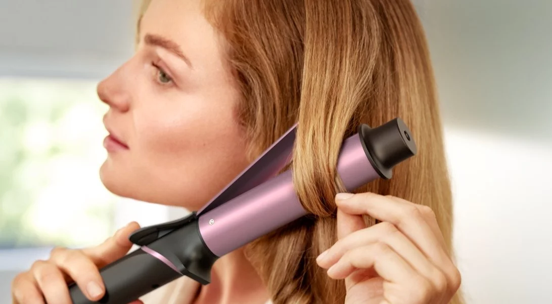 Αν θέλεις κι εσύ λαμπερές, υγιείς μπούκλες, τότε σίγουρα αυτό το εργαλείο δεν πρέπει να λείπει από το boudoir σου!