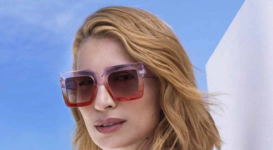 Salty Hair | Η Μαρία Ηλιάκη ποζάρει χωρίς μακιγιάζ και με μαλλιά μετά τη θάλασσα