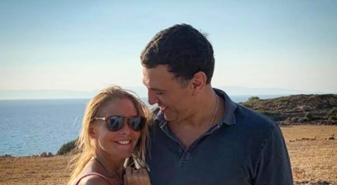 Η Τζένη Μπαλατσινού μιλά πρώτη φορά για την εγκυμοσύνη της