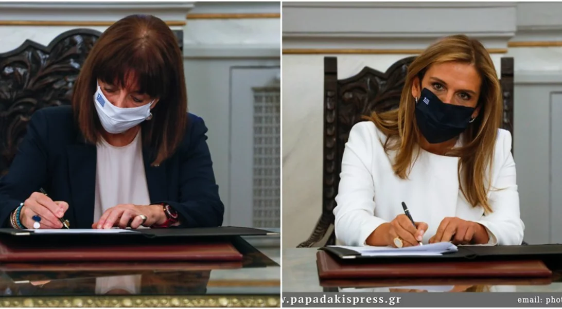 Ορκωμοσία νέων μελών της κυβέρνησης | Οι ενδυματολογικές επιλογές της Κατερίνας Σακελλαροπούλου και της Ζωής Ράπτη