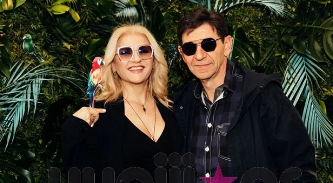 Γεράσιμος Σκιαδαρέσης | Οι ευχές στη Μπέσυ Μάλφα & το τρυφερό φιλί για την ονομαστική της εορτή