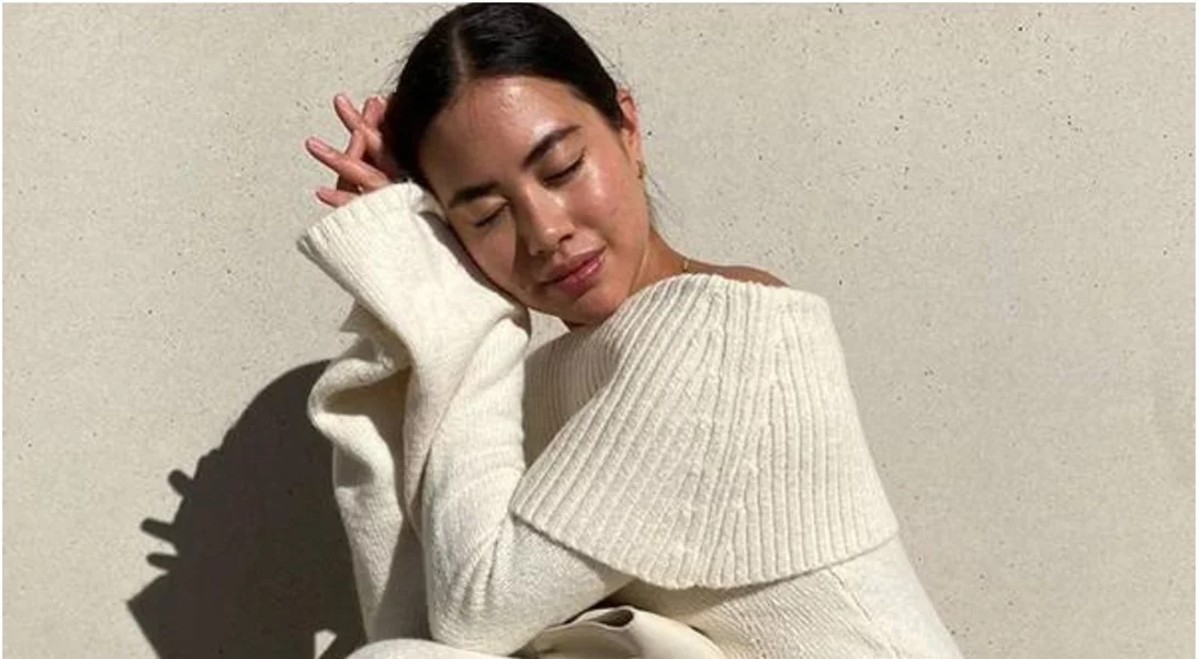 Tα πλεκτό φόρεμα που λατρεύει το Instagram κυκλοφορεί στα Zara και κοστίζει λιγότερο από 30 ευρώ