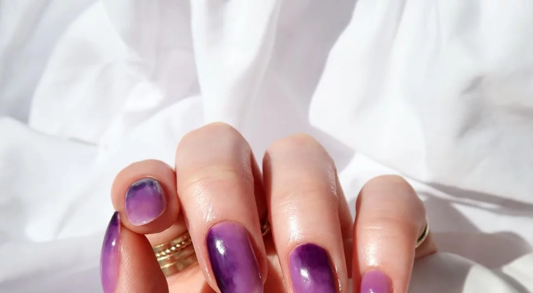 10 φθινοπωρινά ombré μανικιούρ που θα σε κάνουν να ξεχάσεις μια και καλή το καλοκαίρι