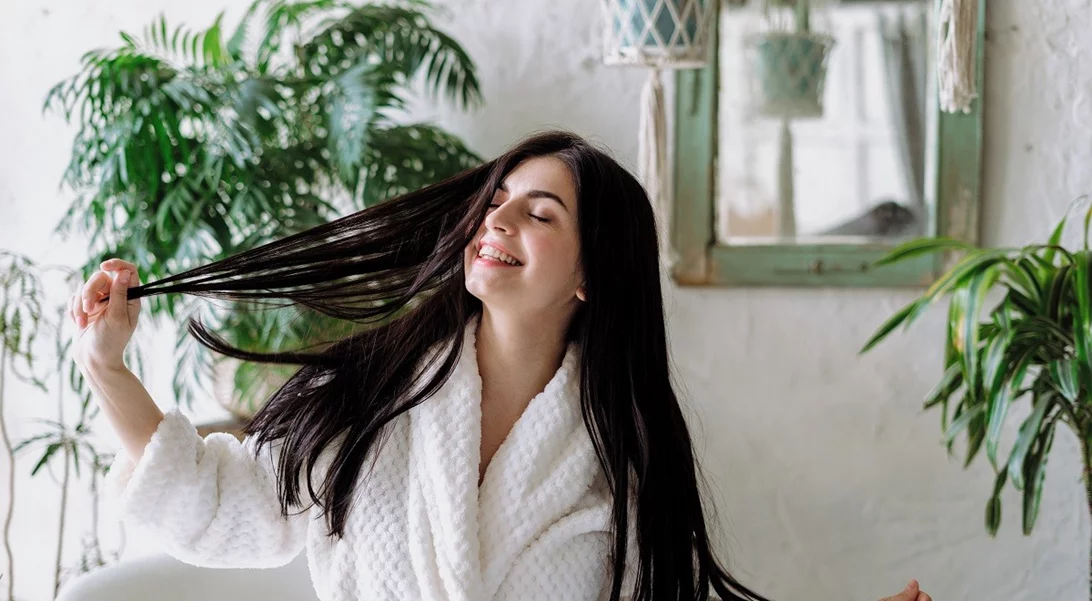 Ένα νέο eco-ethical brand υπόσχεται να σου χαρίσει όμορφα μαλλιά και να σώσει τον πλανήτη από το πλαστικό